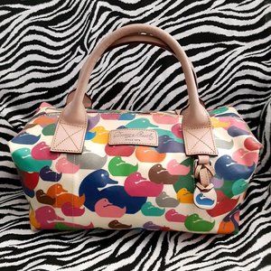 DOONEY & BOURKE 2 IN 1 STYLE WONDER DUCK DUFFLE!